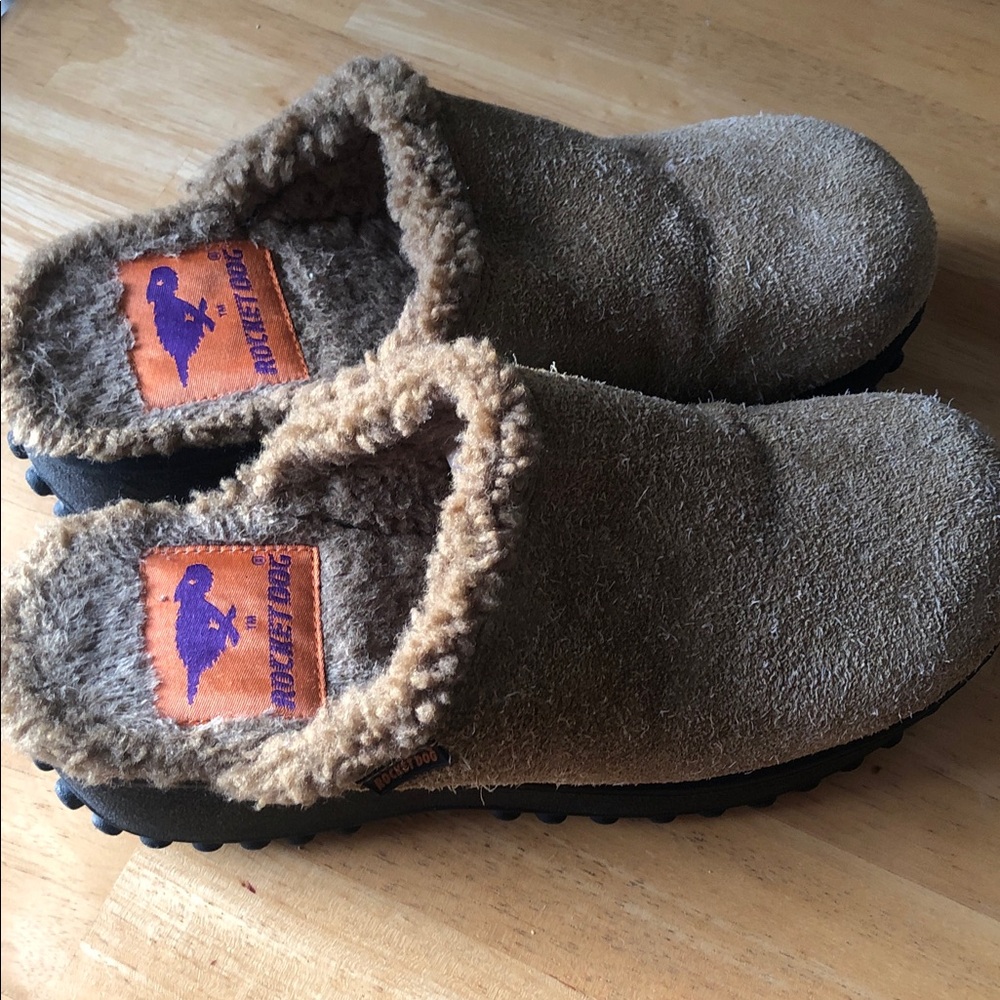 Women’s Y2k rare VTG Rocket Dog Brown Suede  Slip-Ons